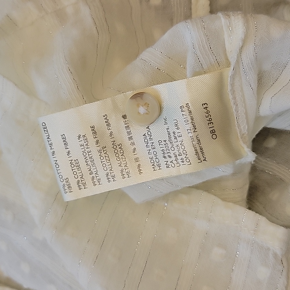 Pilcro White Sleeveless Ruffled Eyelet Button-Front Blouse - Picture 10 of 10